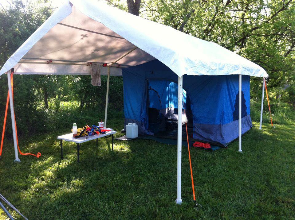 Standing Room Tent with a 10'x20' canopy